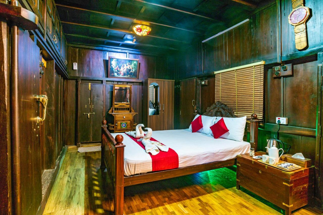Castillo De Woods , The Private Luxury Villa , 8 Bhk, Vattavada Kottakamboor Esterno foto